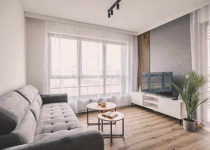 2homerent Doki Shipyard Gdansk