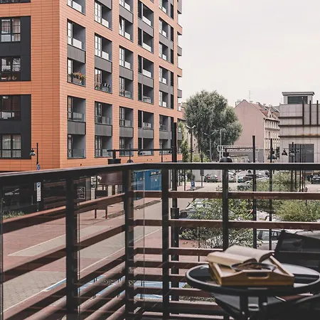 2homerent Doki Shipyard Apartamento *