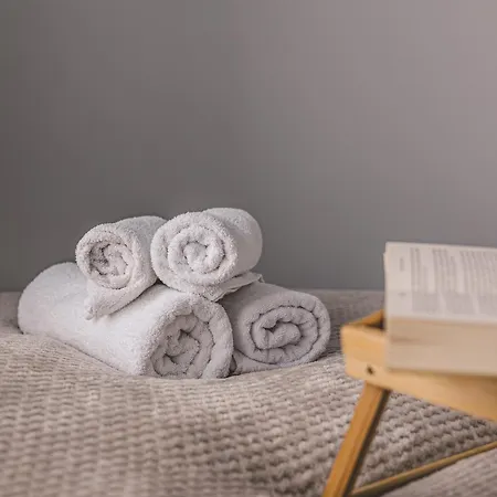 2homerent Doki Shipyard Apartamento Gdańsk