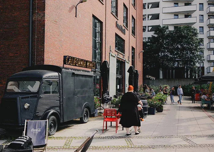 2homerent Doki Shipyard *